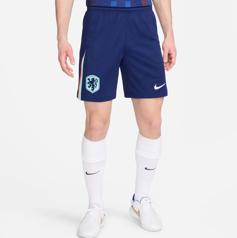 Nike Nederland uitshort 24 - 25