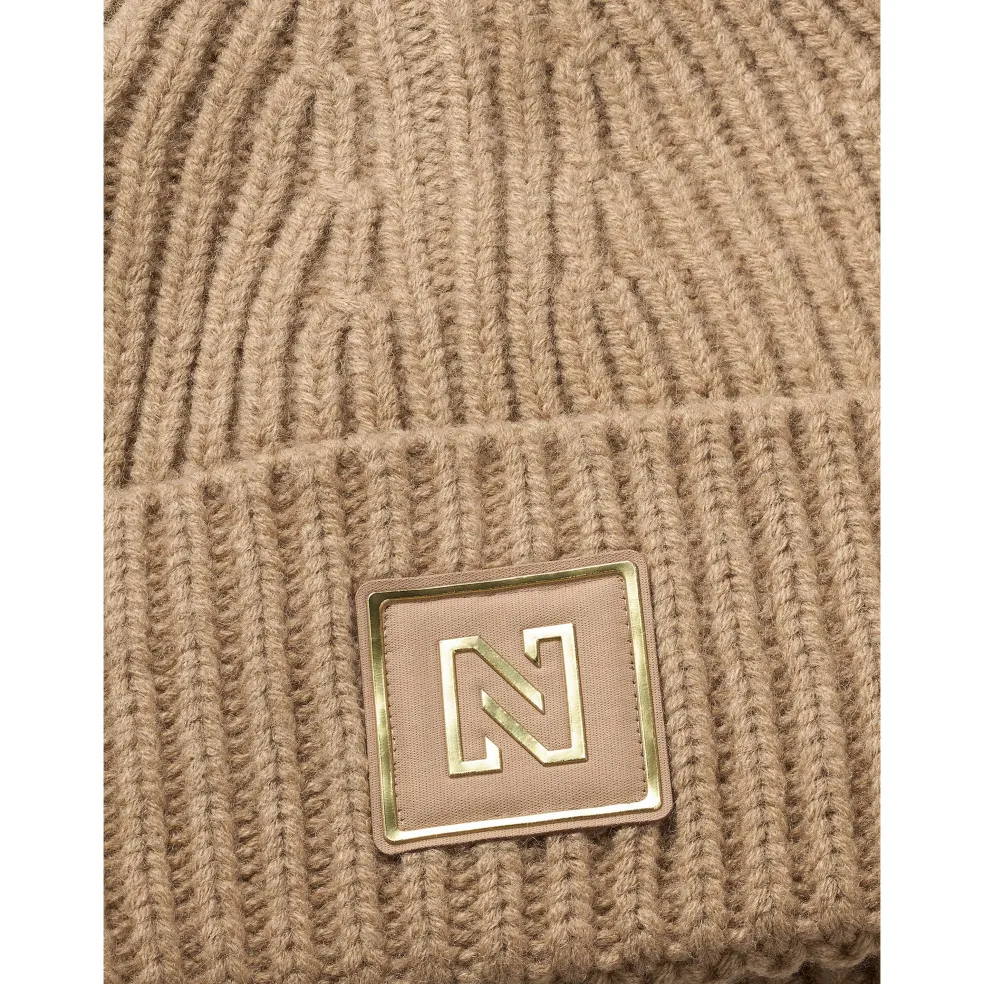 NIKKIE Nashville muts dames hummus