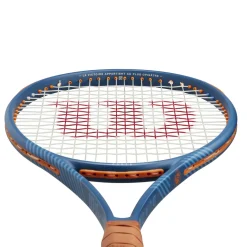 Wilson Blade 98 V9 tennisracket 2024