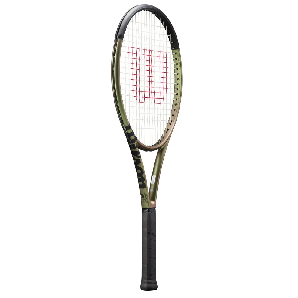 Wilson Blade 100UL V8 tennisracket